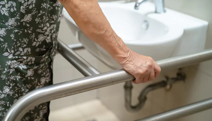 senior salle de bain