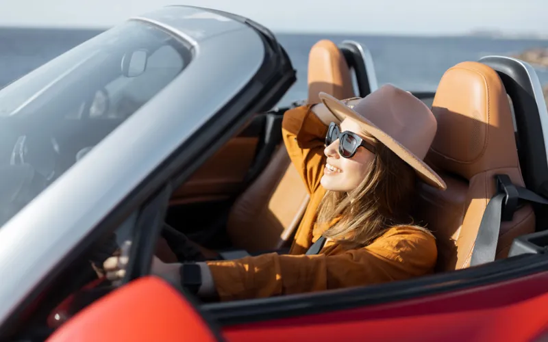 voiture lunettes de soleil